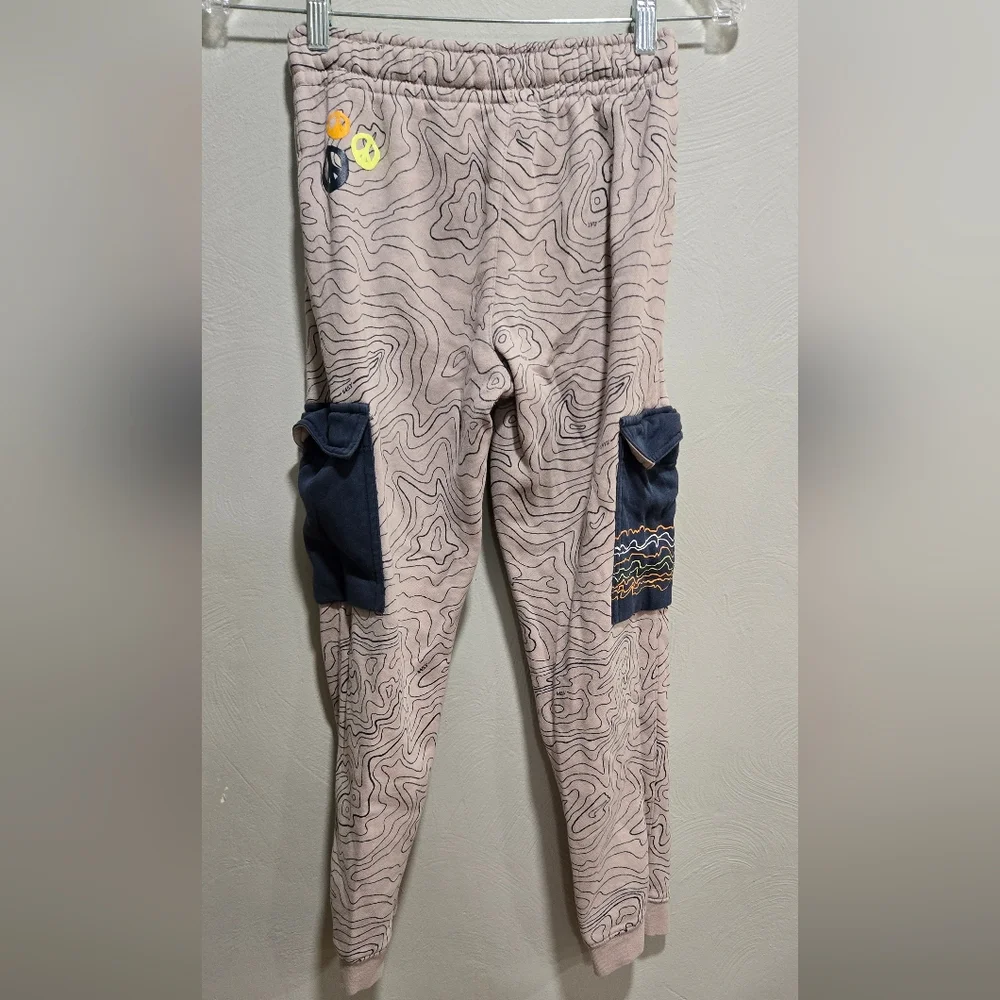 Nike• Boys Beige and Blue Cargo Joggers. Sz M